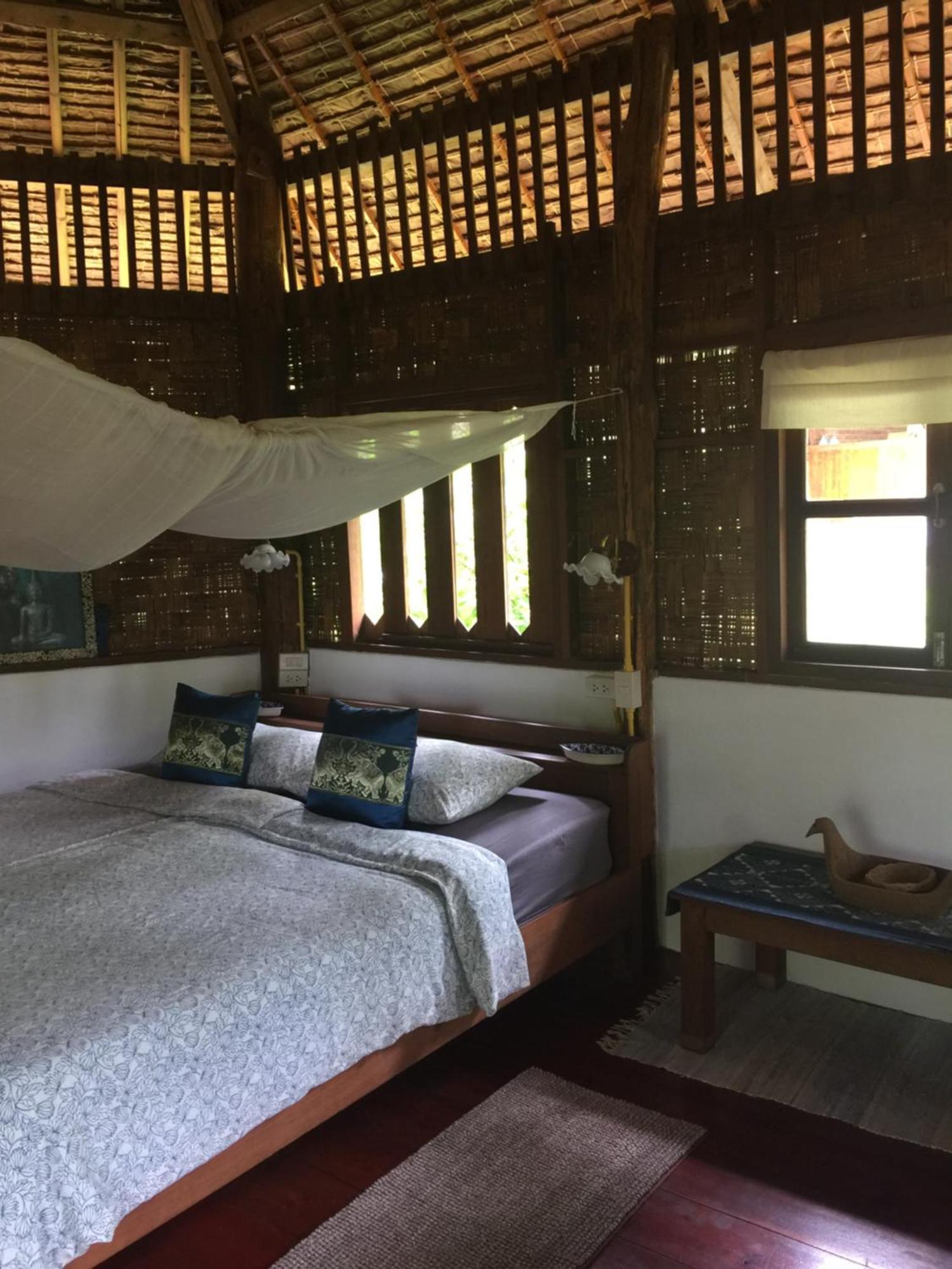 Sang Tong Huts Hotell Mae Hong Son Eksteriør bilde