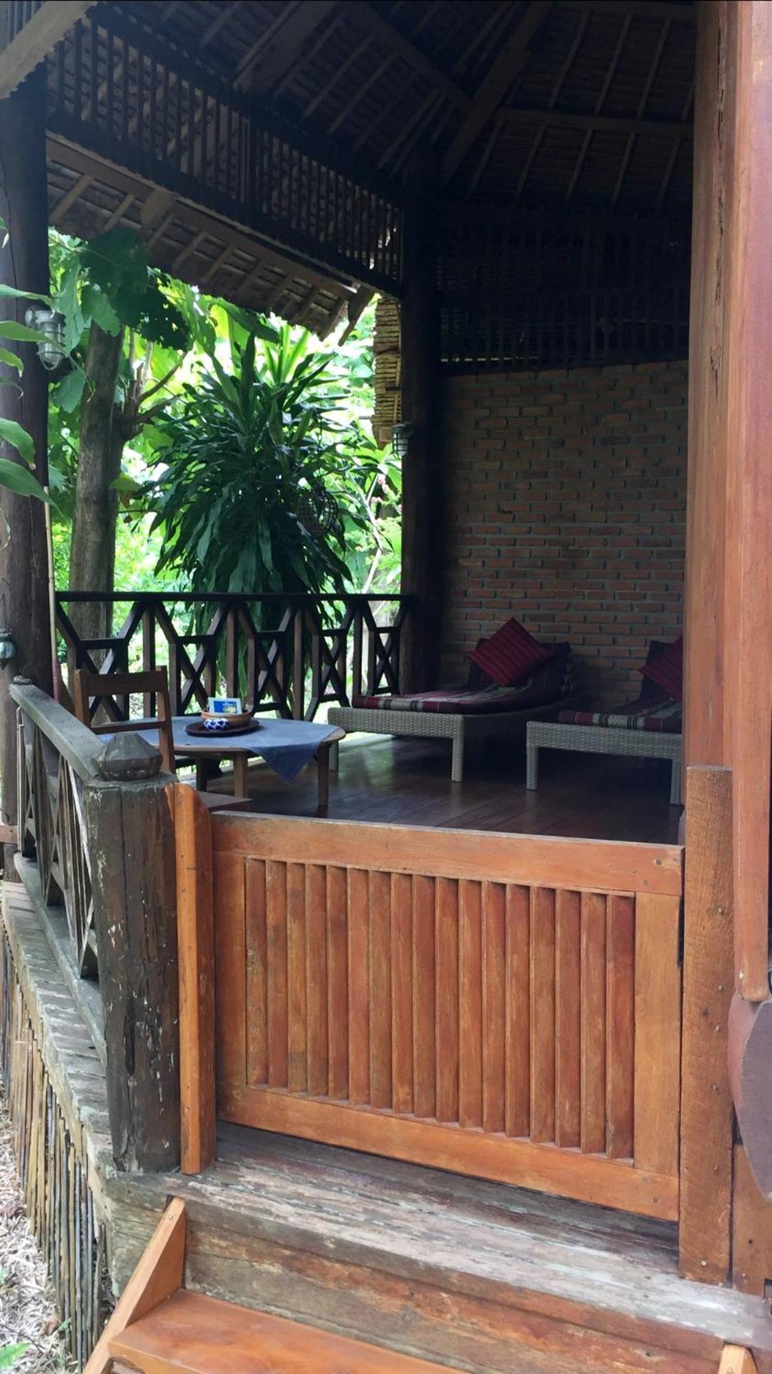 Sang Tong Huts Hotell Mae Hong Son Eksteriør bilde